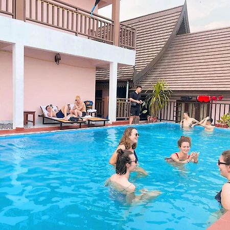 Vangvieng Sisavang Mountain View Hotel Ванг Виенг Екстериор снимка