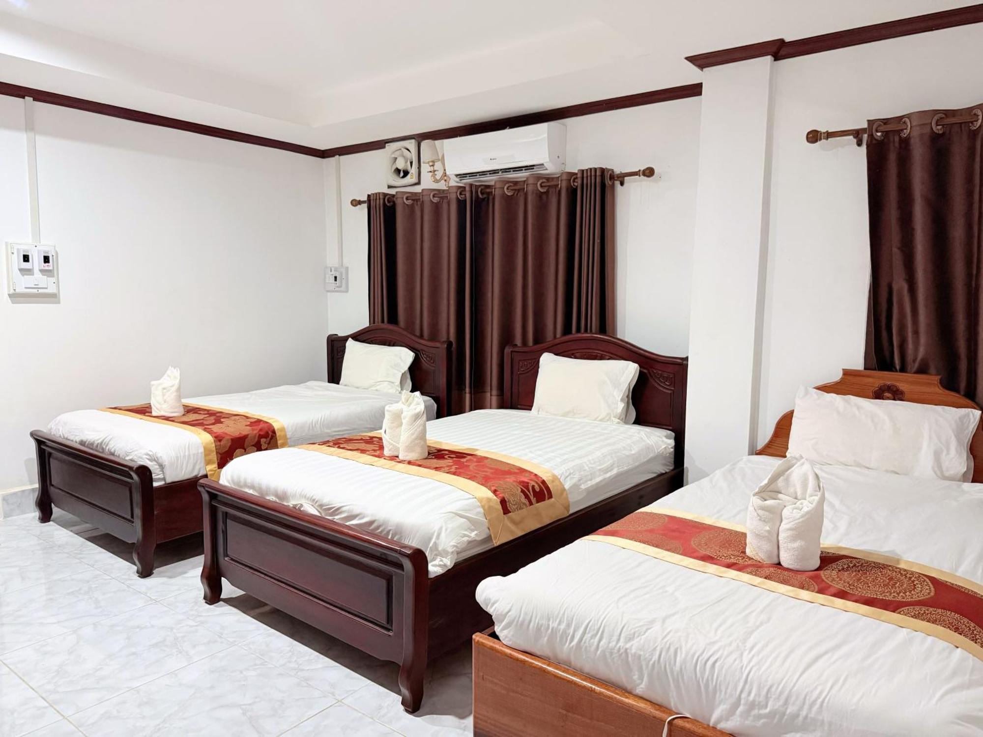 Vangvieng Sisavang Mountain View Hotel Ванг Виенг Екстериор снимка