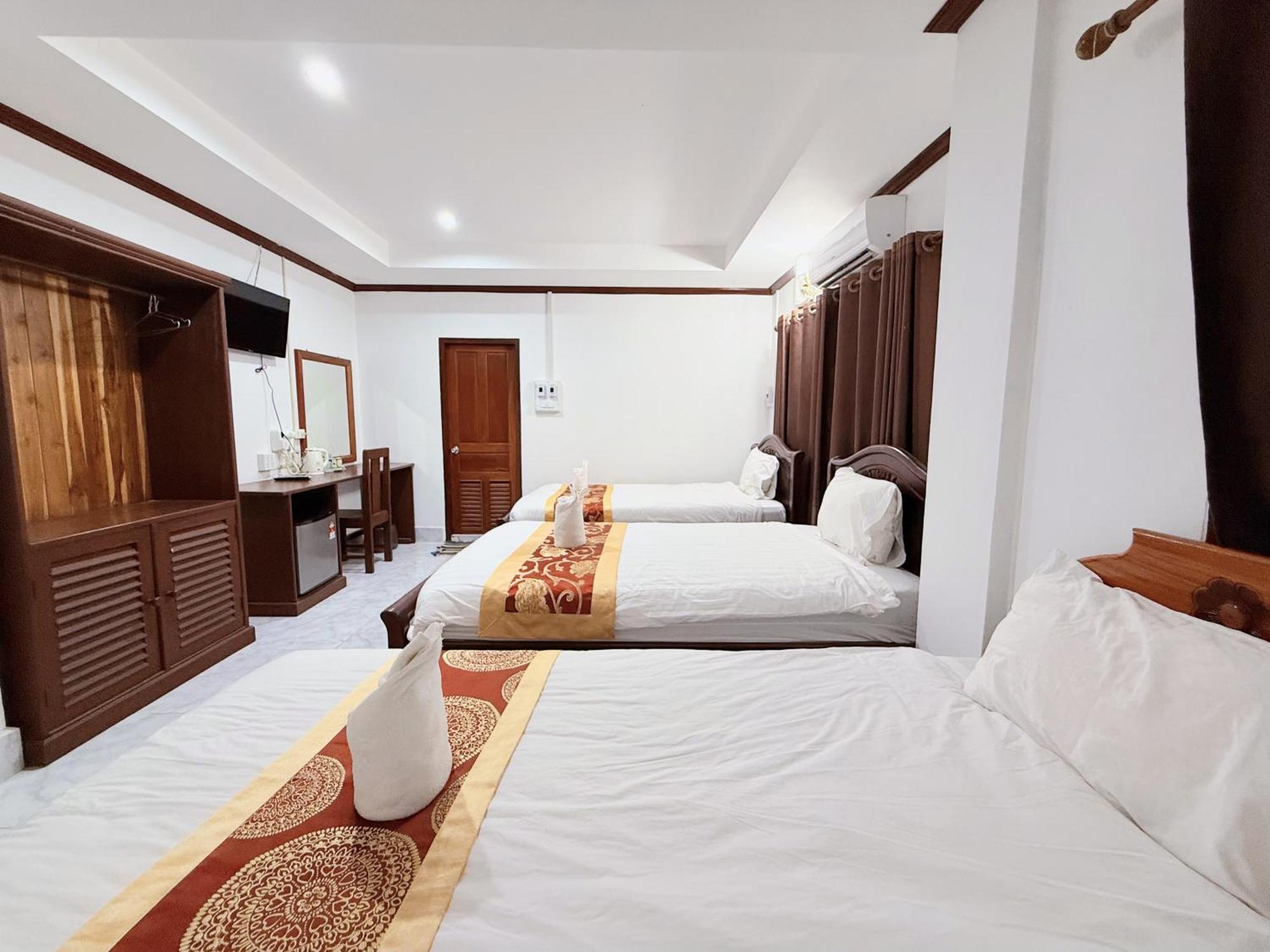 Vangvieng Sisavang Mountain View Hotel Ванг Виенг Екстериор снимка