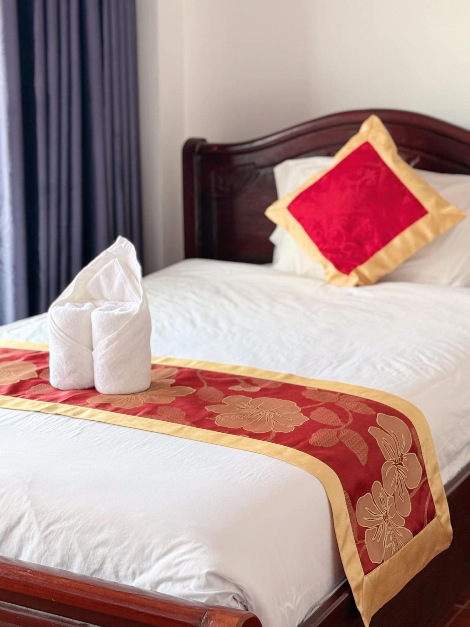Vangvieng Sisavang Mountain View Hotel Ванг Виенг Екстериор снимка